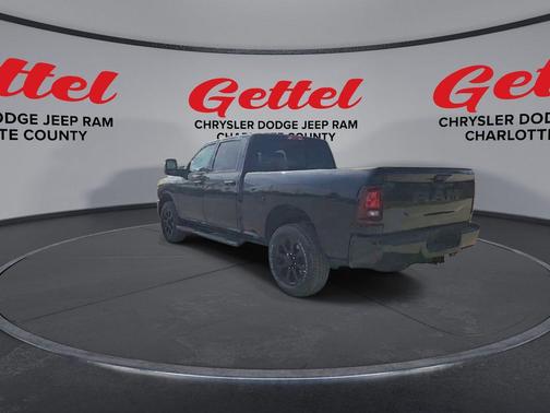 2026 RAM 2500 Black Express Crew Cab 4x2 6'4' Box