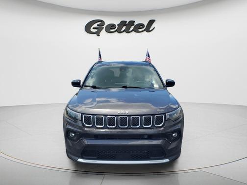 Granite Crystal Metallic Clearcoat 2023 Jeep Compass Limited