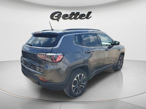 Granite Crystal Metallic Clearcoat 2023 Jeep Compass Limited