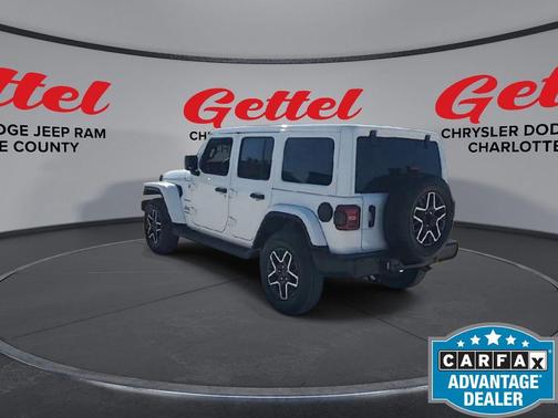 2024 Jeep Wrangler 4-Door Sahara 4x4