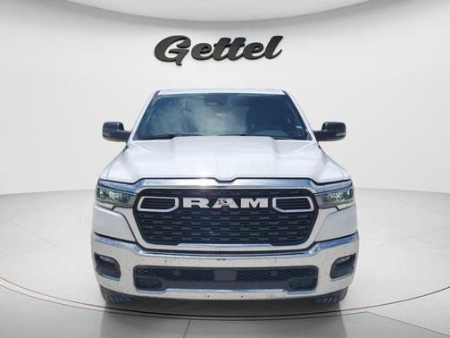 Bright White Clearcoat 2025 RAM 1500 Big Horn/Lone Star