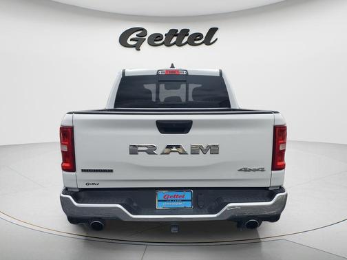 Bright White Clearcoat 2025 RAM 1500 Big Horn/Lone Star