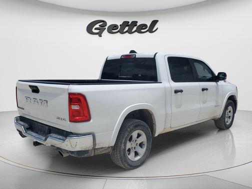 Bright White Clearcoat 2025 RAM 1500 Big Horn/Lone Star