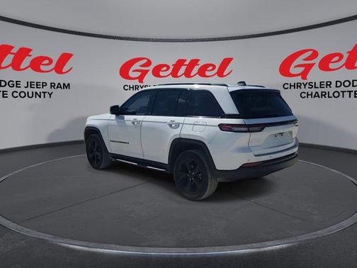 2023 Jeep Grand Cherokee Altitude