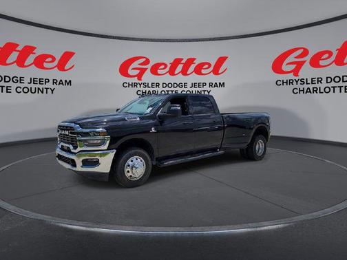 2025 RAM 3500 Tradesman Crew Cab 4x2 8' Box
