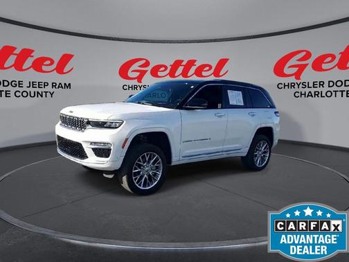 2022 Jeep Grand Cherokee Summit