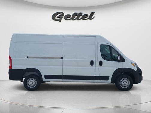 Bright White Clearcoat 2026 RAM ProMaster 2500 Tradesman