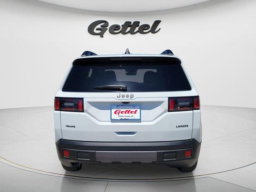 Bright White Clearcoat 2026 Jeep Cherokee Laredo 4x4