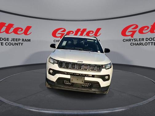 2023 Jeep Compass Latitude Lux