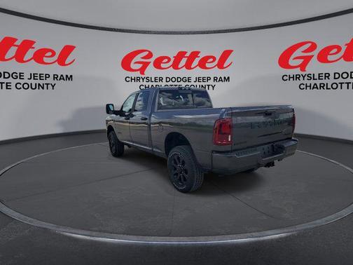 2025 RAM 3500 Big Horn Crew Cab 4x4 6'4' Box