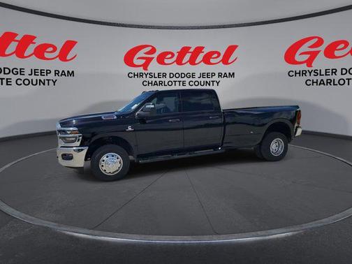 2025 RAM 3500 Tradesman Crew Cab 4x2 8' Box