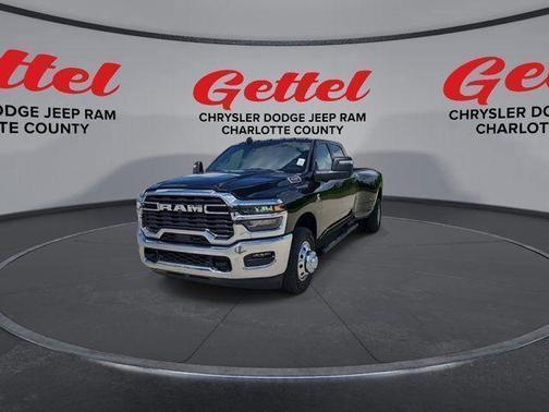 2025 RAM 3500 Tradesman Crew Cab 4x2 8' Box