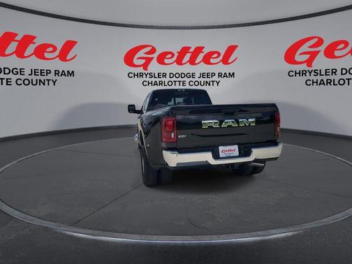 2025 RAM 3500 Tradesman Crew Cab 4x2 8' Box