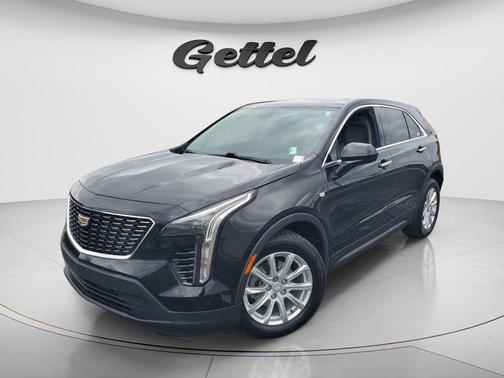 Stellar Black Metallic 2023 Cadillac XT4 Luxury