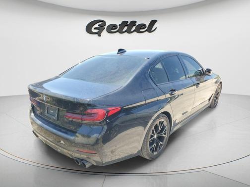 Black Sapphire Metallic 2022 BMW 530 i