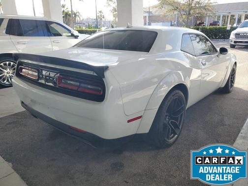 2022 Dodge Challenger R/T Scat Pack Widebody