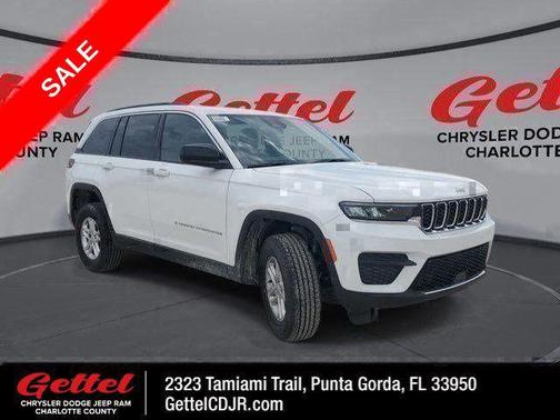 2025 Jeep Grand Cherokee Laredo
