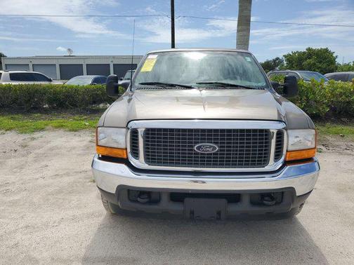 2000 Ford Excursion XLT