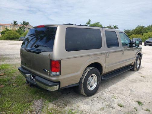 2000 Ford Excursion XLT