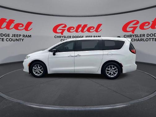 2025 Chrysler Pacifica L