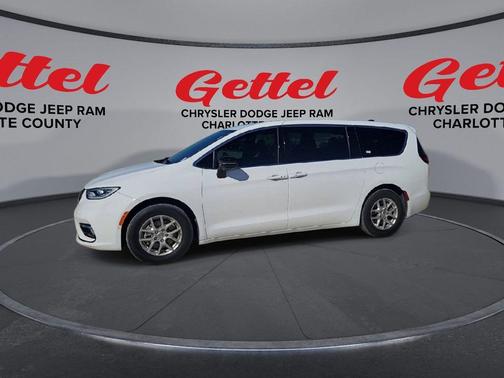 2025 Chrysler Pacifica L