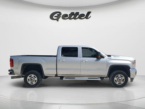 Quicksilver Metallic 2017 GMC Sierra 2500 SLE