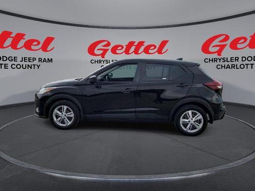 2022 Nissan Kicks S