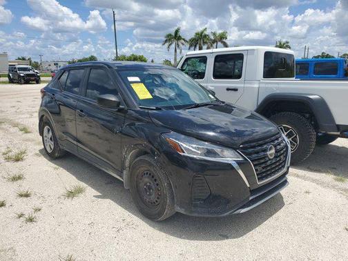 2022 Nissan Kicks S