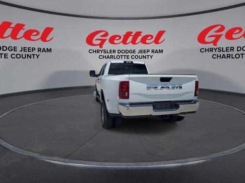 2025 RAM 3500 Tradesman Crew Cab 4x2 8' Box