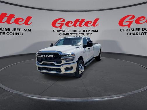2025 RAM 3500 Tradesman Crew Cab 4x2 8' Box