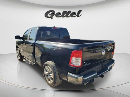 Diamond Black Crystal Pearlcoat 2021 RAM 1500 Big Horn/Lone Star