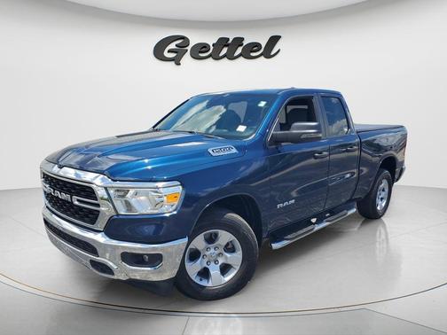 Patriot Blue Pearlcoat 2023 RAM 1500 Big Horn/Lone Star