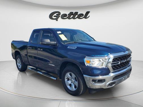 Patriot Blue Pearlcoat 2023 RAM 1500 Big Horn/Lone Star