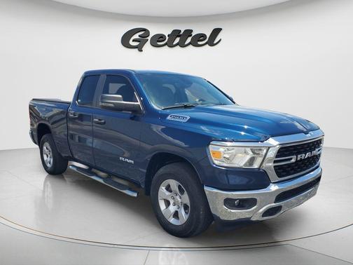 Patriot Blue Pearlcoat 2023 RAM 1500 Big Horn/Lone Star