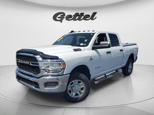 Bright White Clearcoat 2021 RAM 2500 Tradesman Crew Cab 4x4 6'4' Box