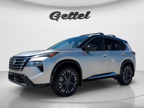 Champagne Silver Metallic/Super Black 2026 Nissan Rogue Platinum