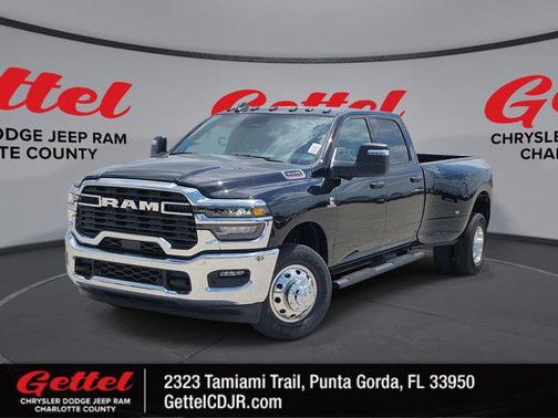 2025 RAM 3500 Tradesman Crew Cab 4x2 8' Box