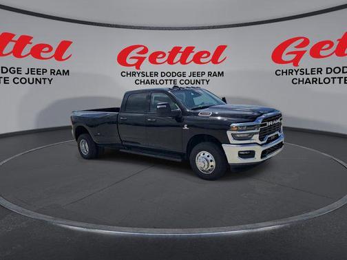 2025 RAM 3500 Tradesman Crew Cab 4x2 8' Box