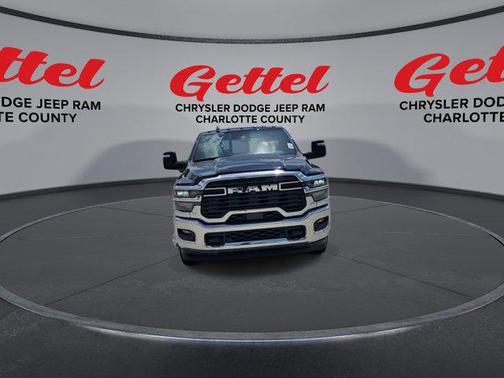 2025 RAM 3500 Tradesman Crew Cab 4x2 8' Box