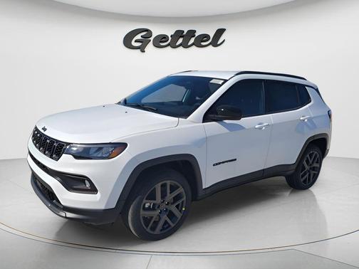 Bright White Clearcoat 2026 Jeep Compass Latitude