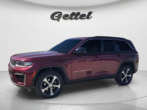 velvet red pearlcoat 2026 Jeep Grand Cherokee Limited