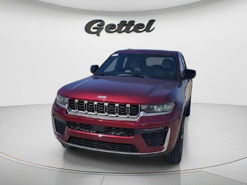 velvet red pearlcoat 2026 Jeep Grand Cherokee Limited