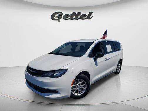 2024 Chrysler Voyager LX