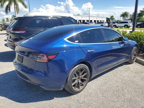 2019 Tesla Model 3 Standard Range Plus