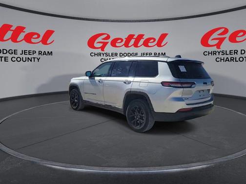 2024 Jeep Grand Cherokee L Altitude