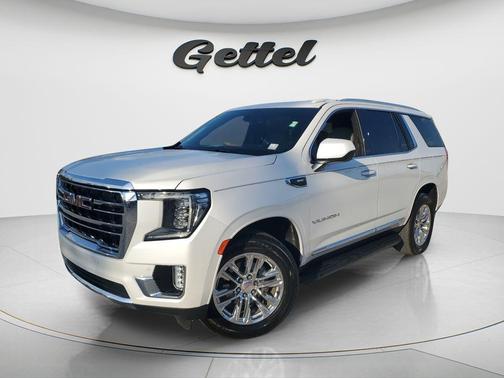 White Frost Tricoat 2021 GMC Yukon SLT