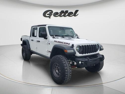 Bright White Clearcoat 2024 Jeep Gladiator Rubicon