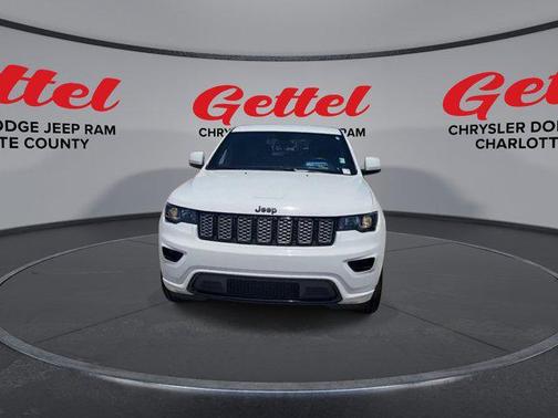 2021 Jeep Grand Cherokee Laredo