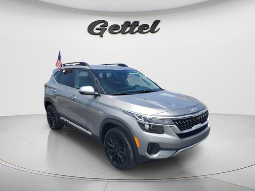 Steel Gray 2023 Kia Seltos Nightfall Edition
