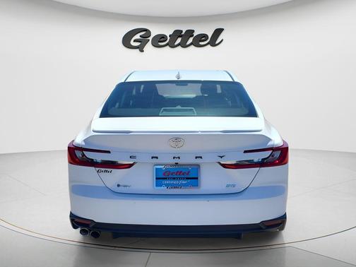 Ice Cap 2025 Toyota Camry SE